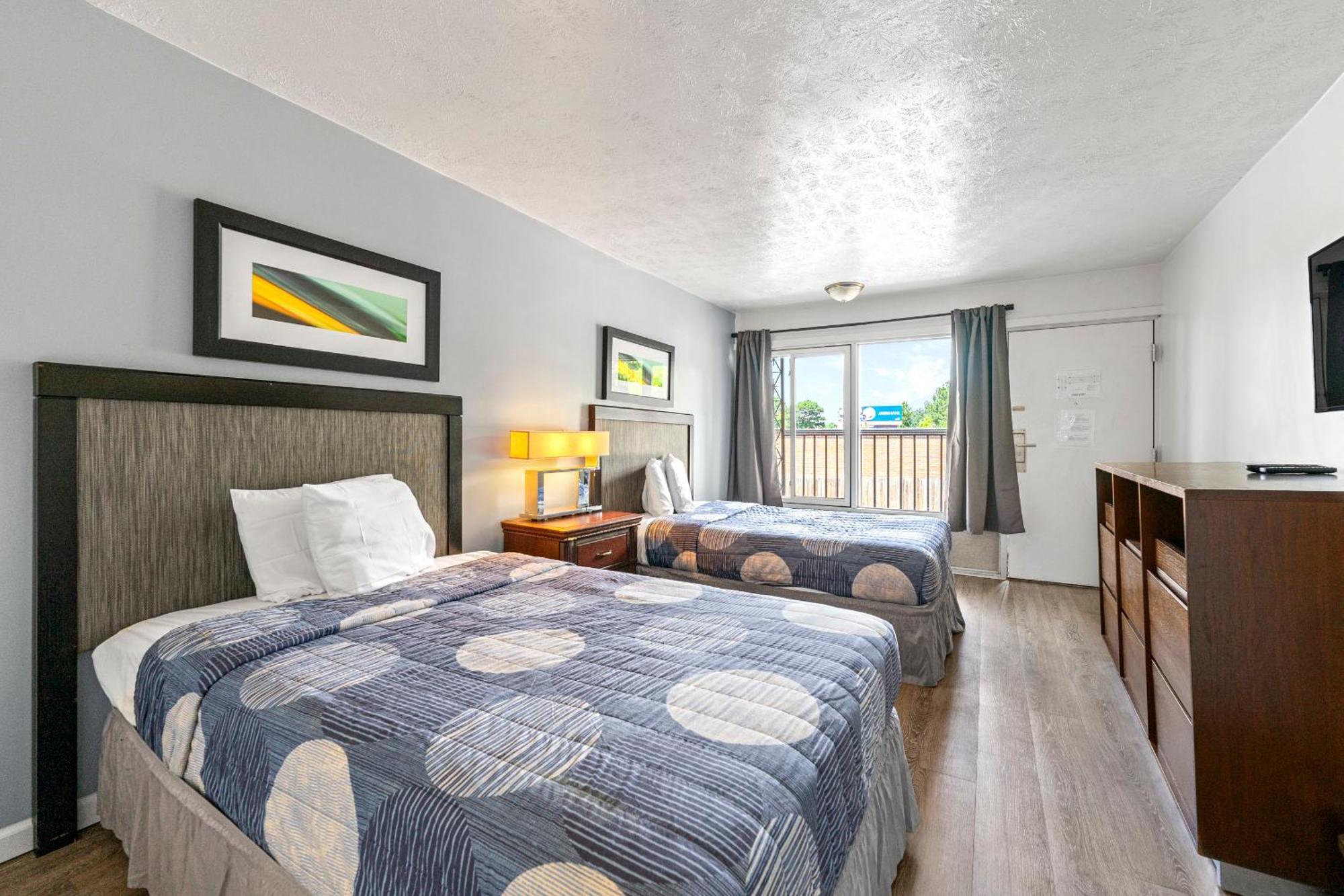 Budgetel Inn And Suites Lodge West Zewnętrze zdjęcie