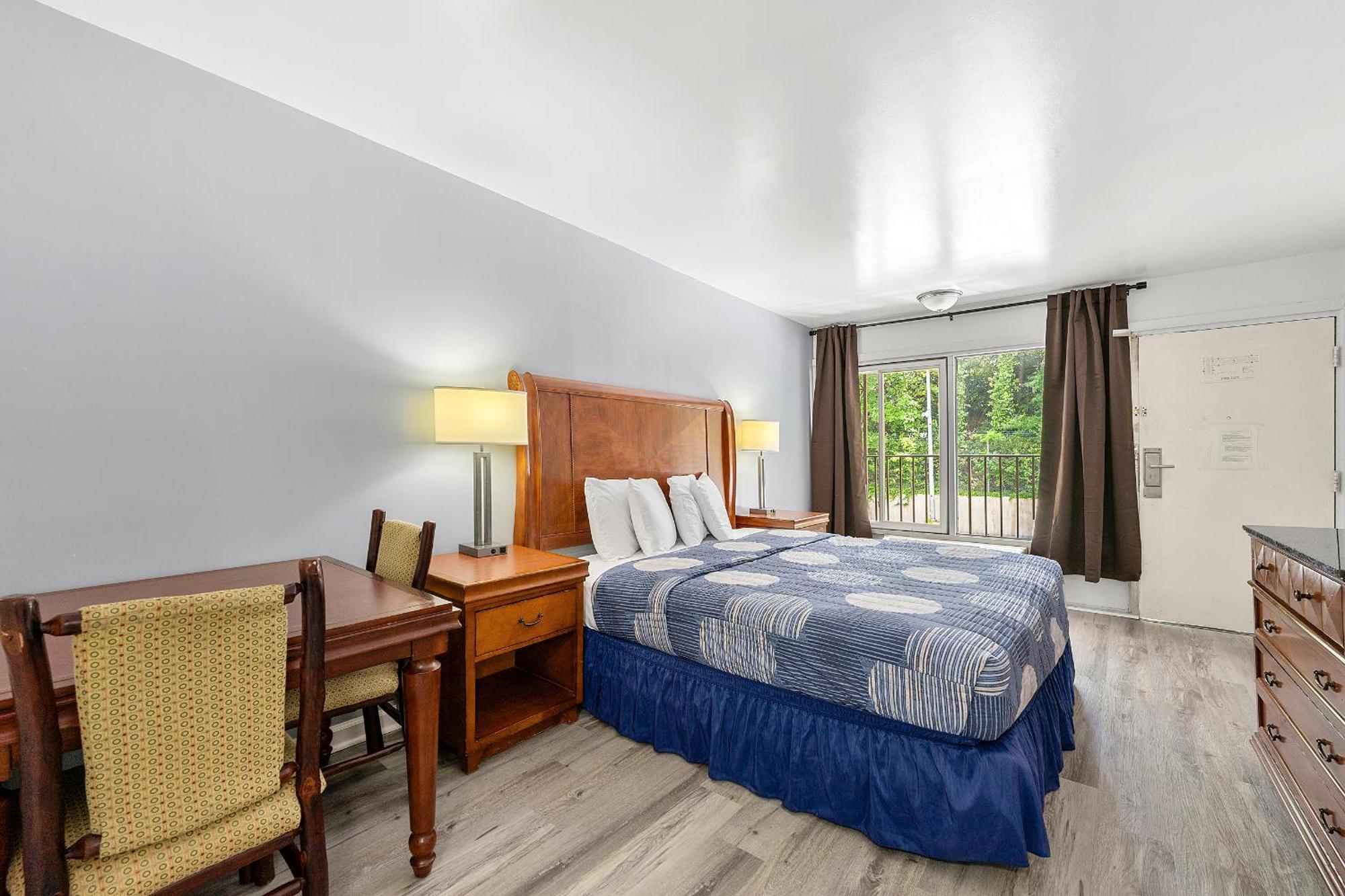 Budgetel Inn And Suites Lodge West Zewnętrze zdjęcie