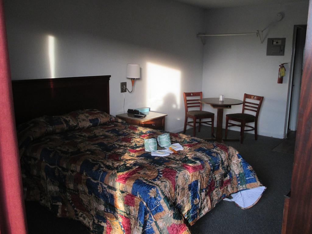 Budgetel Inn And Suites Lodge West Pokój zdjęcie